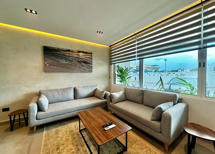 Modern 2 Bedroom Ground Floor Apartment! Holiday home Playa del Carmen