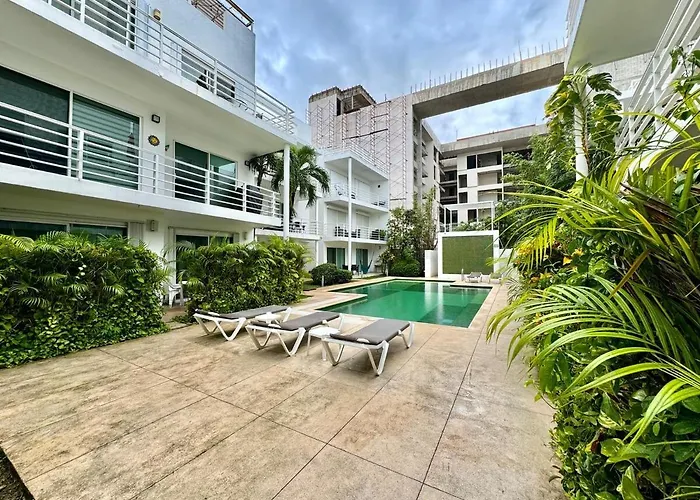 Modern 2 Bedroom Ground Floor Apartment! Holiday home *