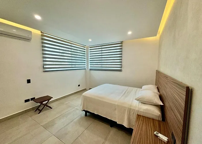 Holiday home Modern 2 Bedroom Ground Floor Apartment! Playa del Carmen
