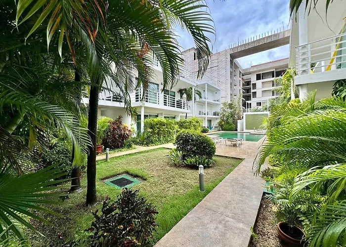 Modern 2 Bedroom Ground Floor Apartment! Holiday home *