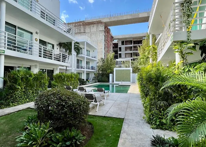 Modern 2 Bedroom Ground Floor Apartment! Holiday home *
