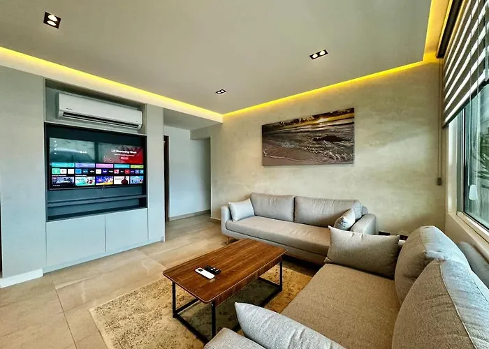 Modern 2 Bedroom Ground Floor Apartment! Сasa de vacaciones